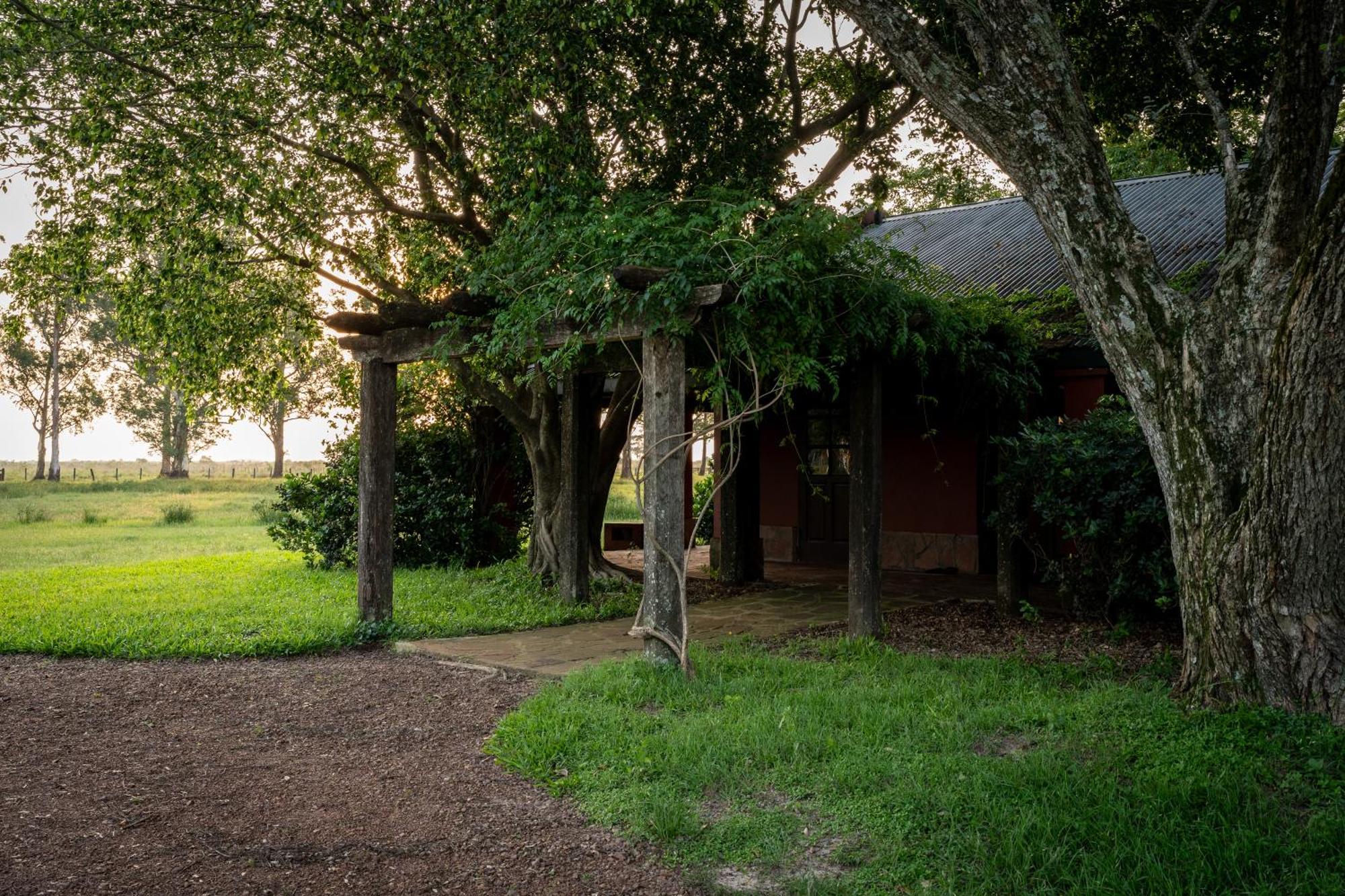 Estancia Ibera コロニア・カルロス・ペジェグリニ エクステリア 写真